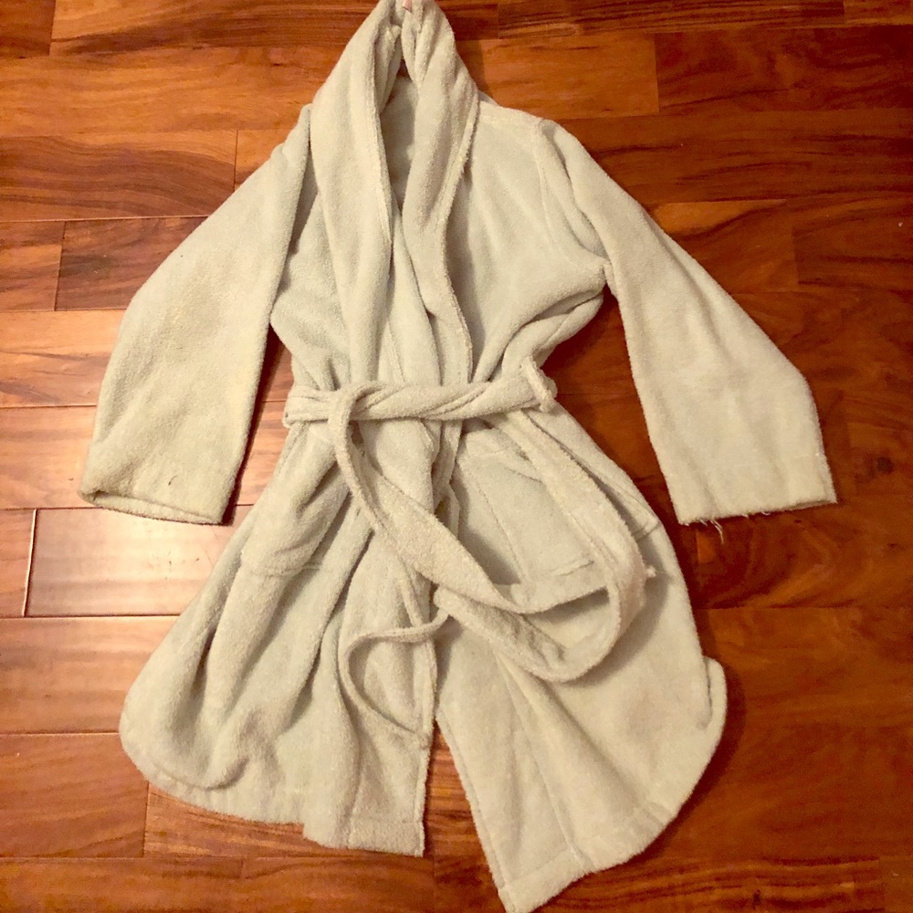 Super warm and comfy bathrobe!!!